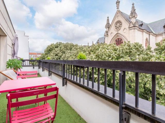 Place Puvis de Chavannes appartement T4 80 m2– 6ème et dernier étage