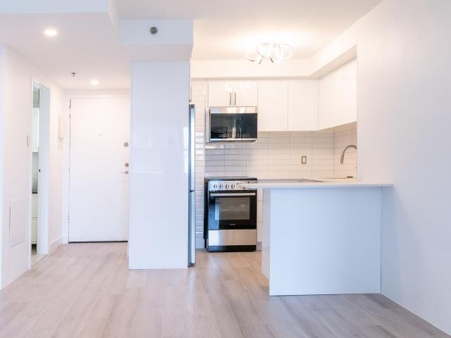 Place Sussex 506 Apartment for Rent