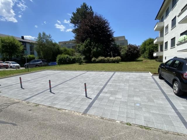Places de parc à louer