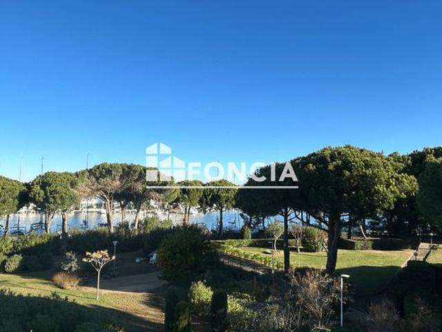 Plage Sud Studio Vue Port dans une résidence avec piscine