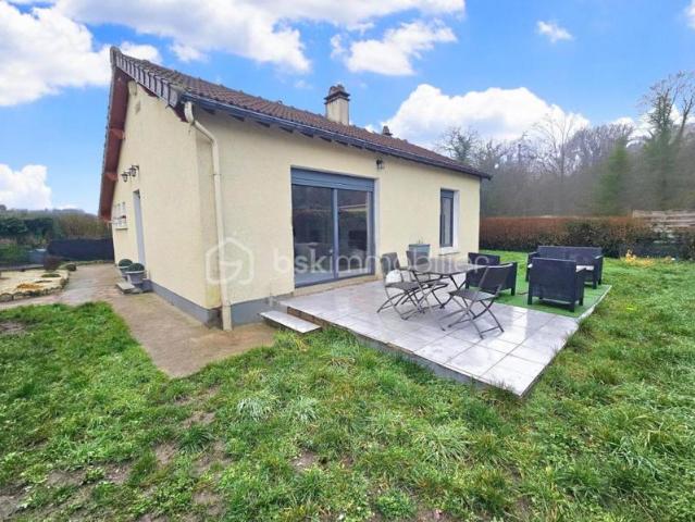 Plain pied moderne non mitoyen 2 chambres agrandissement possible terrain 400m²