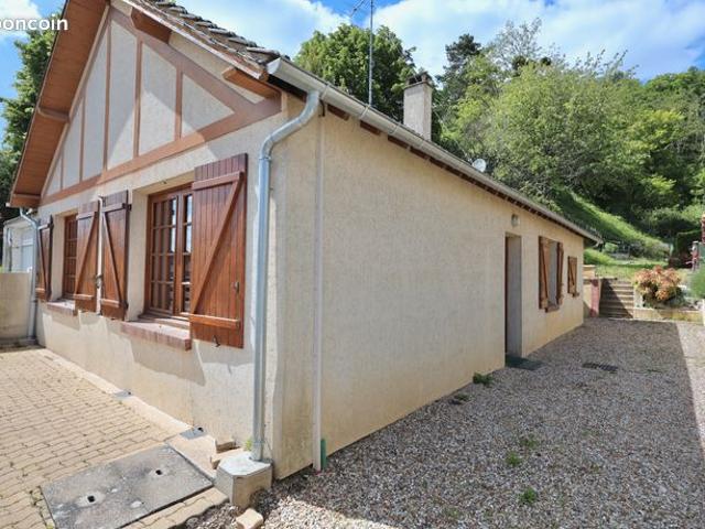 Plain pied avec jardin à Ézy