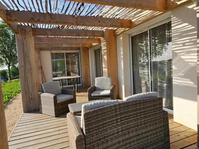 Plain pied contemporain de 110 m² à Miramont de Guyenne