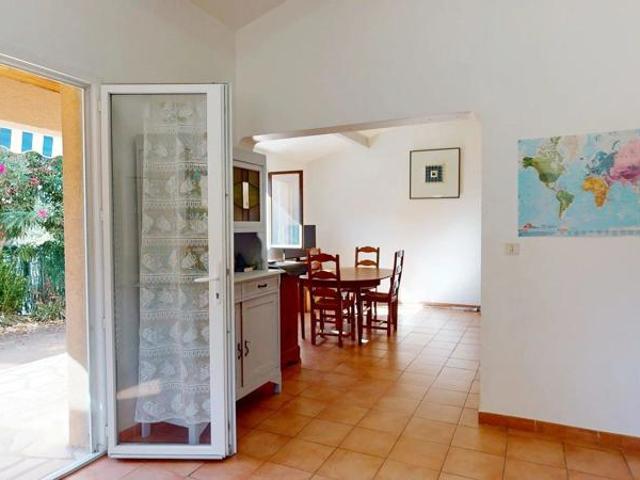 Plain pied + studio: 2 espaces, 1 maison
