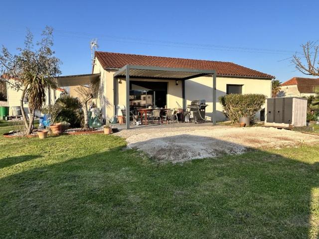 Plain pied situé au pied de Castelnau: Prudhomat 82m² Prudhomat