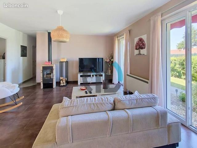 Plain pied 110 m², totalement rénové