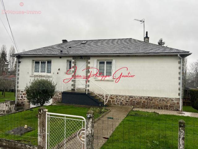 Plain pied 3 chambres à Condé en Normandie avec Garage