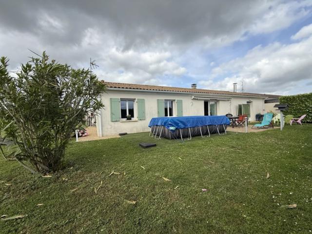 PLAIN PIED 4chs dont suite parentale Terrain 1.000m²
