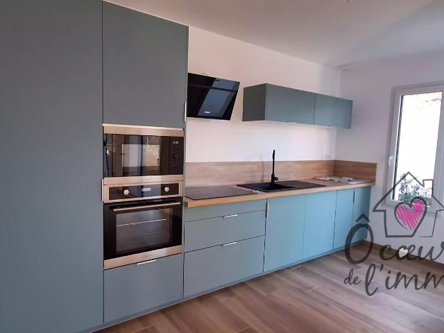 Plain pied: 3 chambres avec double garage de 38m2