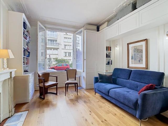 Plaine Monceau Rue Philibert Delorme T3 de 68 m² au Rdc. 68m² Paris 17ème
