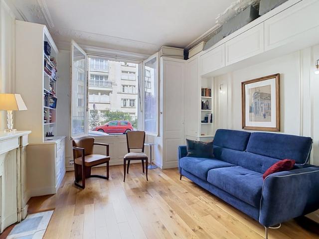 Plaine Monceau Rue Philibert Delorme T3 de 68 m² au RDC Professions libérales autorisées