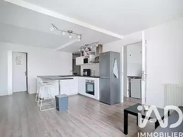 Plaisir 78370 Achat / Vente appartement 3 pièces t3 au dernier étage