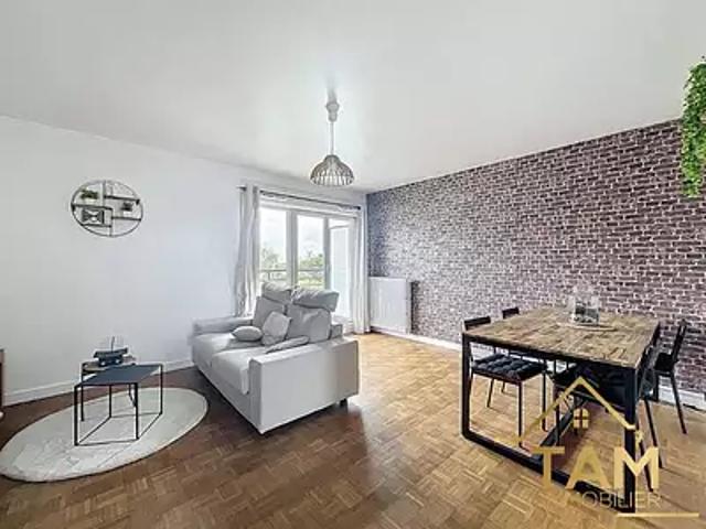 Plaisir 78370 Achat / Vente appartement 3 pièces t3 au dernier étage parking