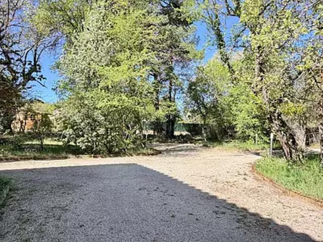 Plan d'Aups Sainte Baume 83640 Programme neuf terrain neuf à vendre