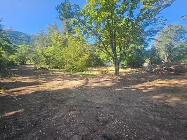 Plan d'Aups Sainte Baume 83640 Programme neuf terrain neuf à vendre