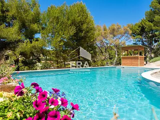 Plan de Cuques 13380 Achat / Vente maison 11 pièces t11 piscine parking