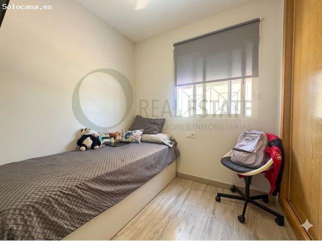 Planta baja totalmente reformada de 3 habitaciones, plaza de garaje y trastero en el golf de Alicant