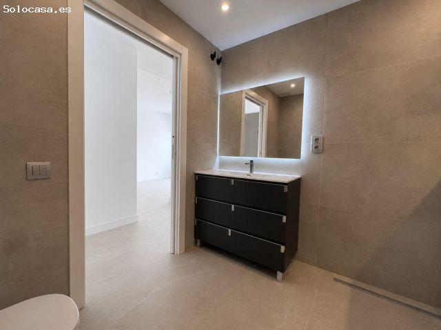 Planta baja a estrenar con espectacular terraza, parking privado y acceso directo al hogar