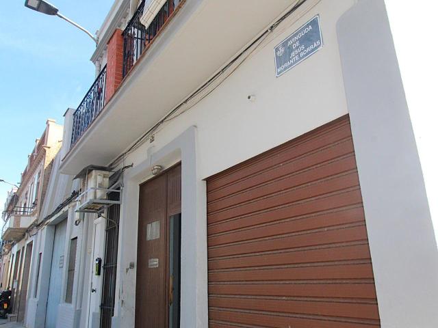 Planta baja completamente para reformar