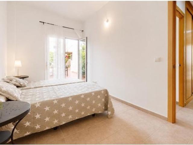 Planta baja con espectacular jardín privado en El Toyo – Residencial Ecovi Villa Mediterránea