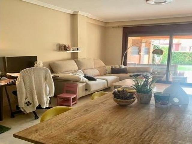 Planta baja con jardín privado en Casares Golf & Gardens – Costa del Sol