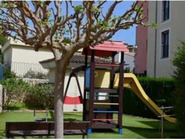 PLANTA BAJA CON JARDIN PRIVADO EN SA TAULERA
