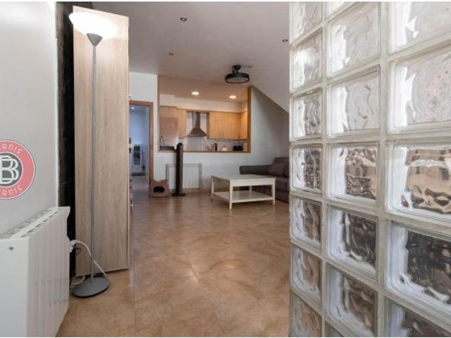 Planta baja con patio privado en Sant Llorenç dHortons