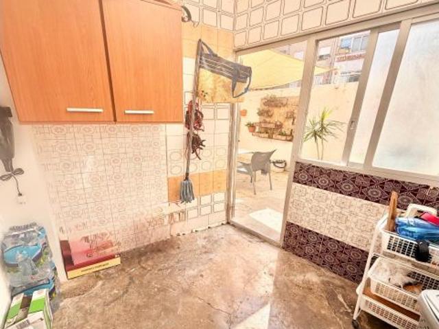 Planta baja con terraza en Pío XII, lista para entrar a vivir