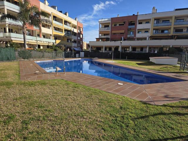 PLANTA BAJA DE 3 HABITACIONES EN ZONA NUEVA DE CUNIT