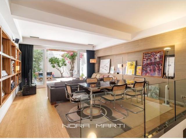 PLANTA BAJA EN VENTA CON JARDIN PRIVADO EN GRACIA