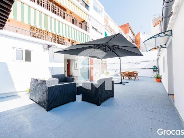 Planta baja en venta en Terrassa, Ca n'Anglada. GRAN PLANTA BAJA CON TERRAZA. Plantas bajas.