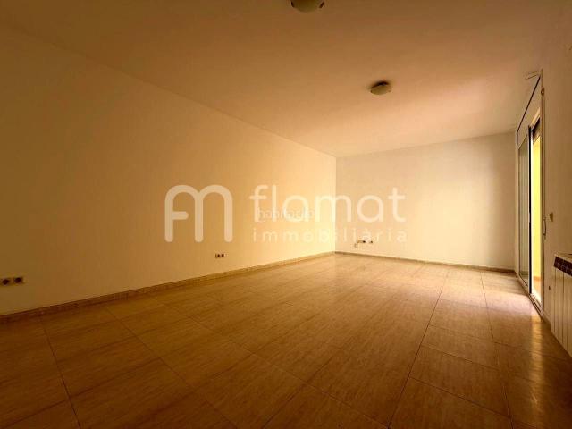 Planta baja en venta en Tordera, Tordera. Se vende bajo en Tordera. Plantas bajas.