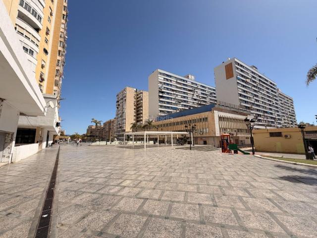 Planta baja en venta en Torremolinos, Manantiales Estación de Autobuses. PISO PLANTA BAJA REFORMADA EN TORREMOLINOS, IDEAL PARA INVERSIÓN. Plantas bajas.