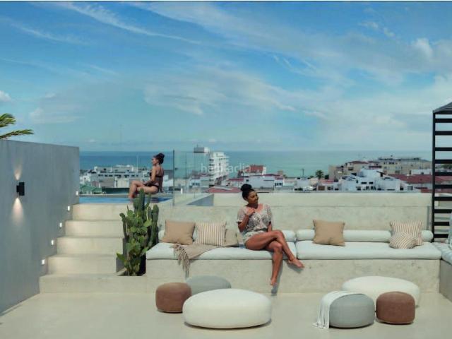 Planta baja en venta en Torrevieja, Las Piscinas Naturales. Vivienda en planta baja con amplias terrazas. Plantas bajas.