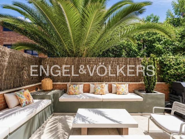 Planta baja en Venta en Valdemarín