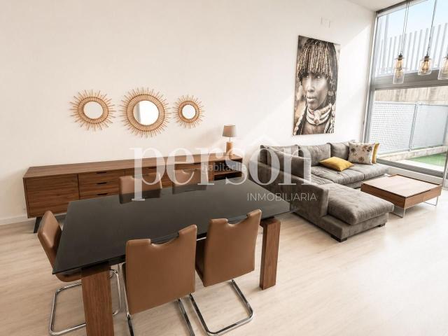 Planta baja en venta en Valencia, Vara de Quart. Loft en Valencia. Plantas bajas.