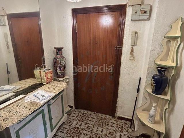 Planta baja en venta en Valencia, Ciutat Fallera. Se vende planta baja en BenicalapCiutat Fallera. Plantas bajas.