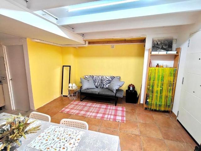 Planta baja en venta en Valencia, Nou Moles. Se vende planta baja en Not Moles, Valencia. Plantas bajas.