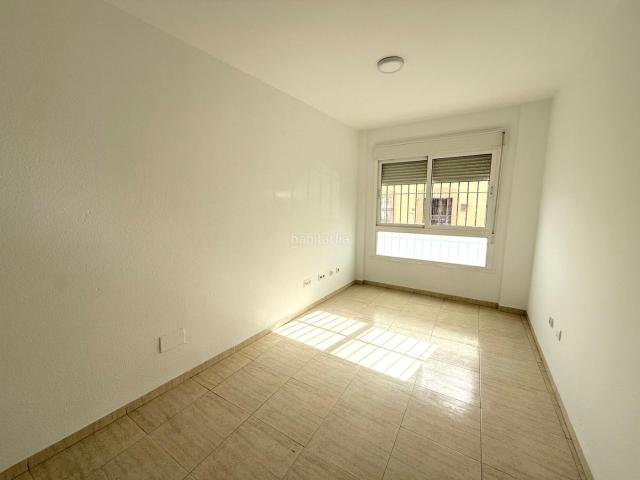 Planta baja en venta en Vícar, La Gangosa. Planta baja reformada en La Gangosa Lista para entrar a vivir, con patio y muy bajos gastos de comunidad. Plantas bajas.