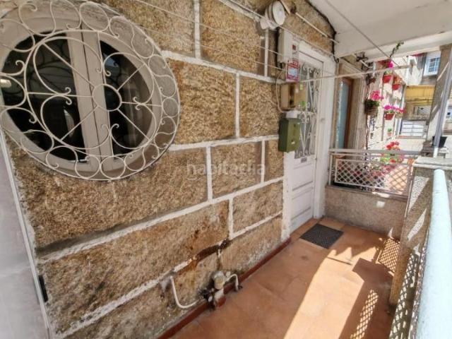 Planta baja en venta en Vigo, Teis. Piso 3 habitaciones y dos terrazas. Plantas bajas.