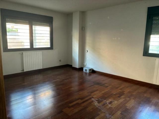 Planta baja en venta en Yebes, Castilla la mancha