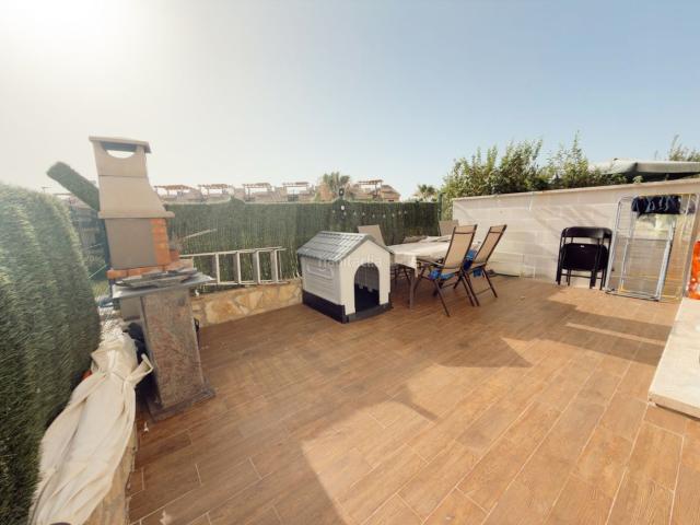 Planta baja en venta en Águilas, Los Collados Los Geraneos. PLANTA BAJA CON JARDÍN PRIVADO, GARAJE Y PISCINA EN LOS COLLADOS ÁGUILASDescubre esta magnífica vivienda en ventanbspen planta ba. Plantas.