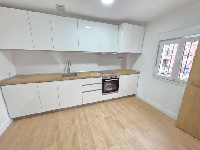 Planta baja en venta en Algeciras, San García. BONITO BAJO CON JARDIN. Plantas bajas.
