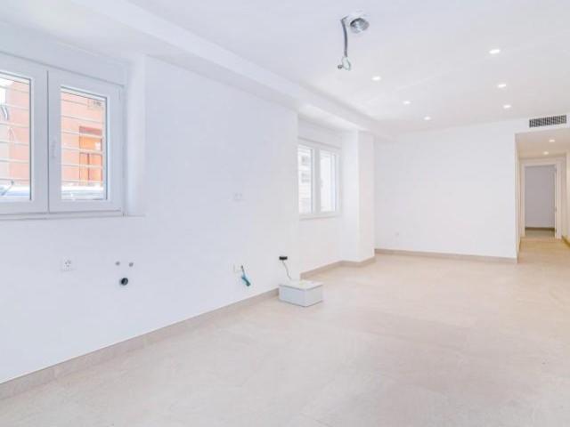 Planta baja en venta en Atarfe, Centro