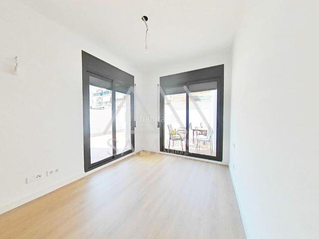 Planta baja en venta en Badalona, El Remei. Plantas bajas.