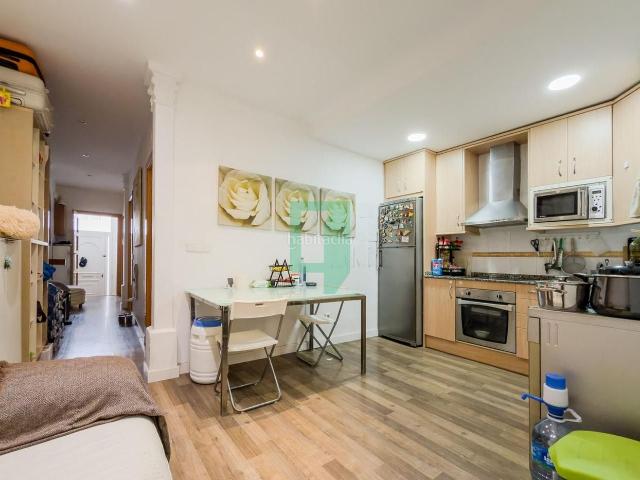 Planta baja en venta en Badalona, Gorg. Planta baja cerca del mar y metro de Badalona. Plantas bajas.