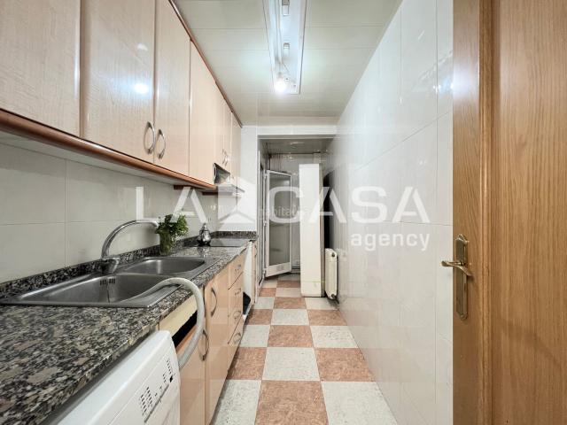 Planta baja en venta en Badalona, Llefià. OPORTUNIDAD UNICA!. Plantas bajas.