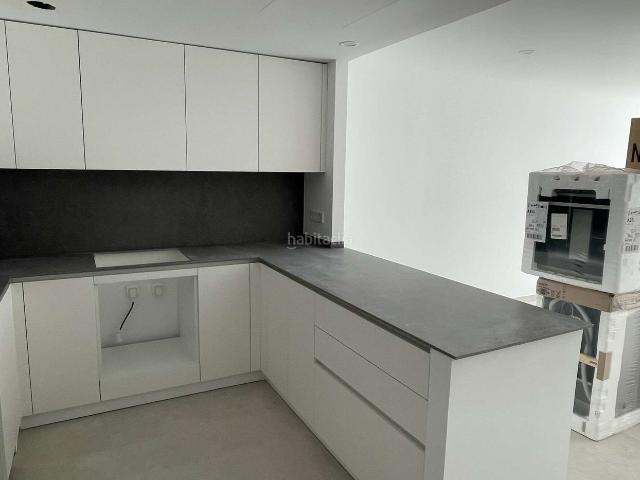 Planta baja en venta en Baleares Capdepera, Cala Ratjada. Cala Ratjada Encantador piso en planta baja en el centro, Obj. 8778. Plantas bajas.