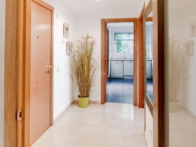 Planta baja en venta en Baleares Palma de Mallorca, Les Maravelles. Planta baja de lujo con AMPLIA TERRAZA y JARDIN de 350m en PALMA. Plantas bajas Palma de.