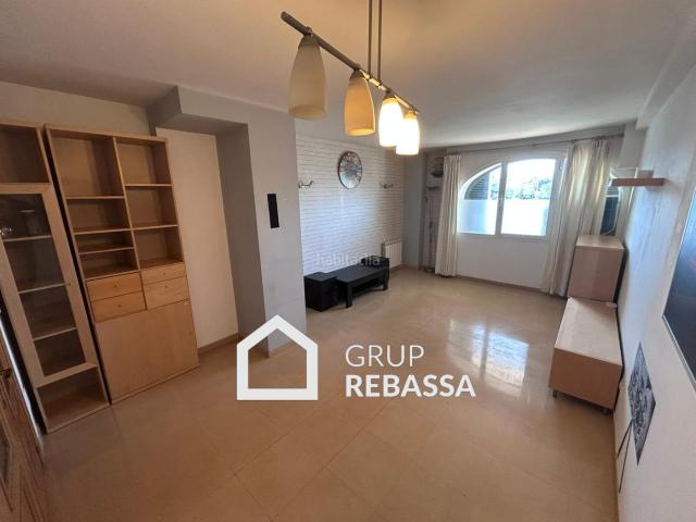 Planta baja en venta en Baleares Palma de Mallorca, Son Cladera. Planta baja exterior con parking, trastero y gran piscina 2hab. 2 baños. Plantas bajas Palma de.